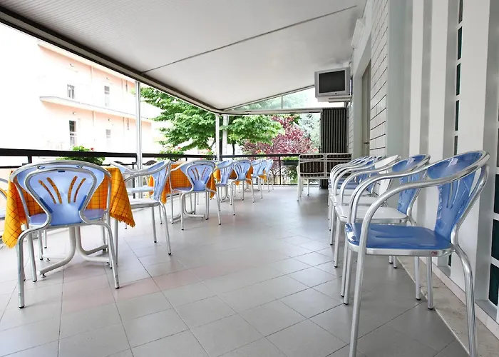 Otel Latini